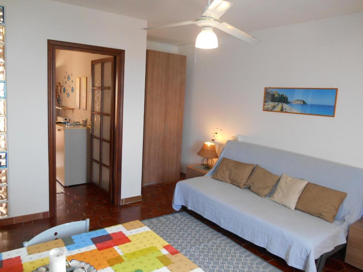 Bluemind Aparthotel Tropea Bagian luar foto