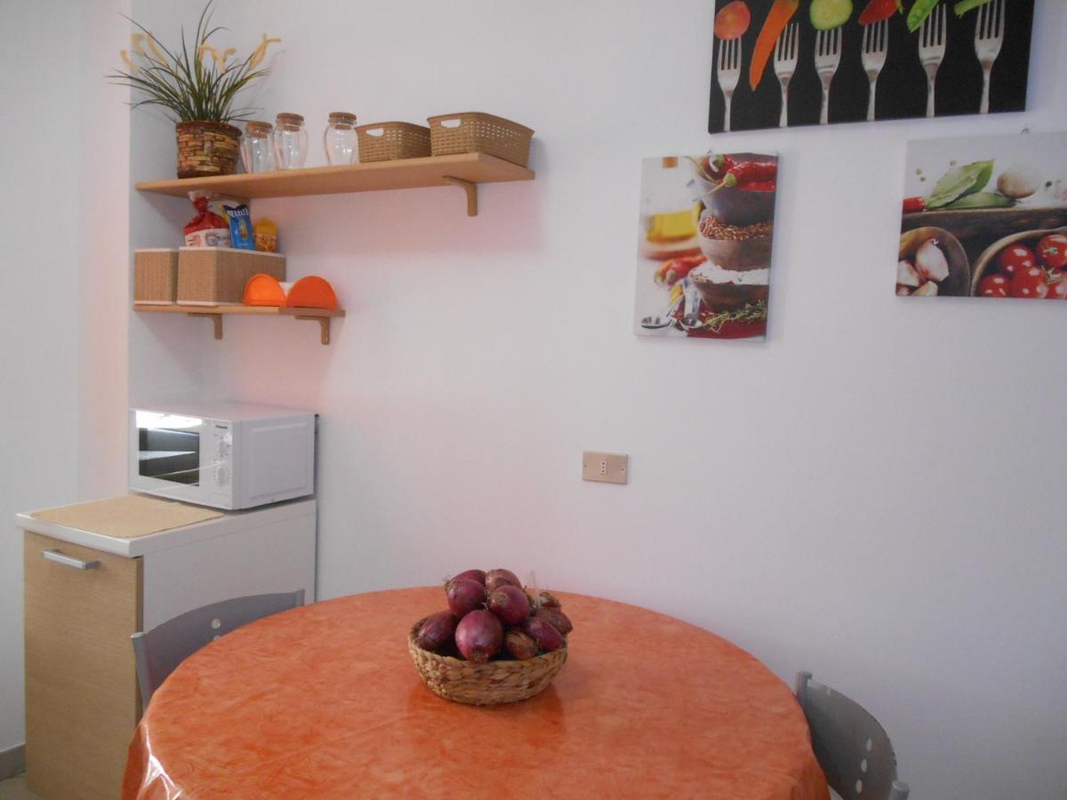 Bluemind Aparthotel Tropea Bagian luar foto